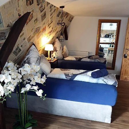 Victory Guesthouse - Handwerker Pension Bielefeld Exteriör bild