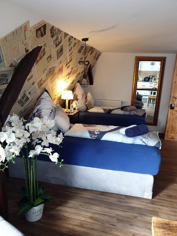 Victory Guesthouse - Handwerker Pension Bielefeld Exteriör bild