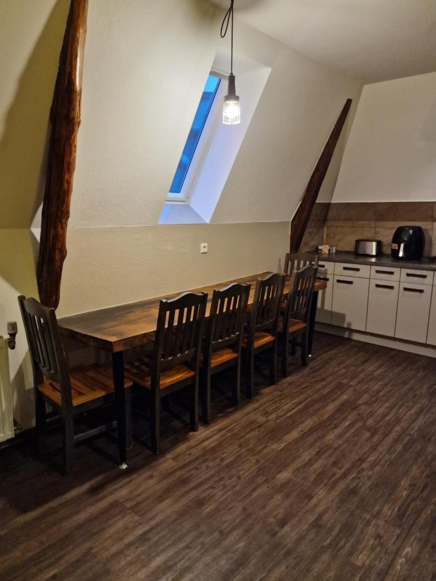 Victory Guesthouse - Handwerker Pension Bielefeld Exteriör bild